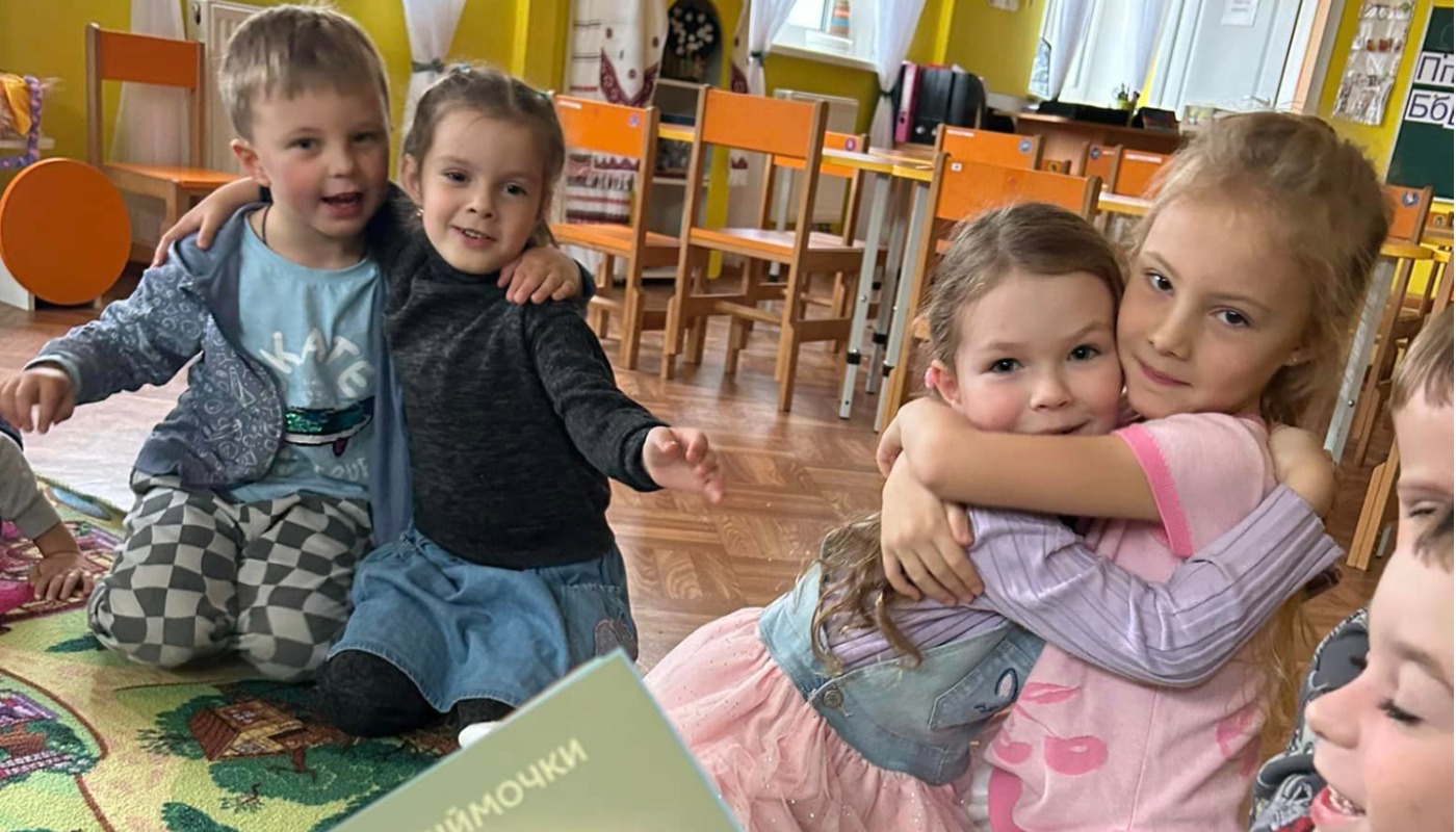 День обіймів 🥰 в групі «Сонечко»☀️