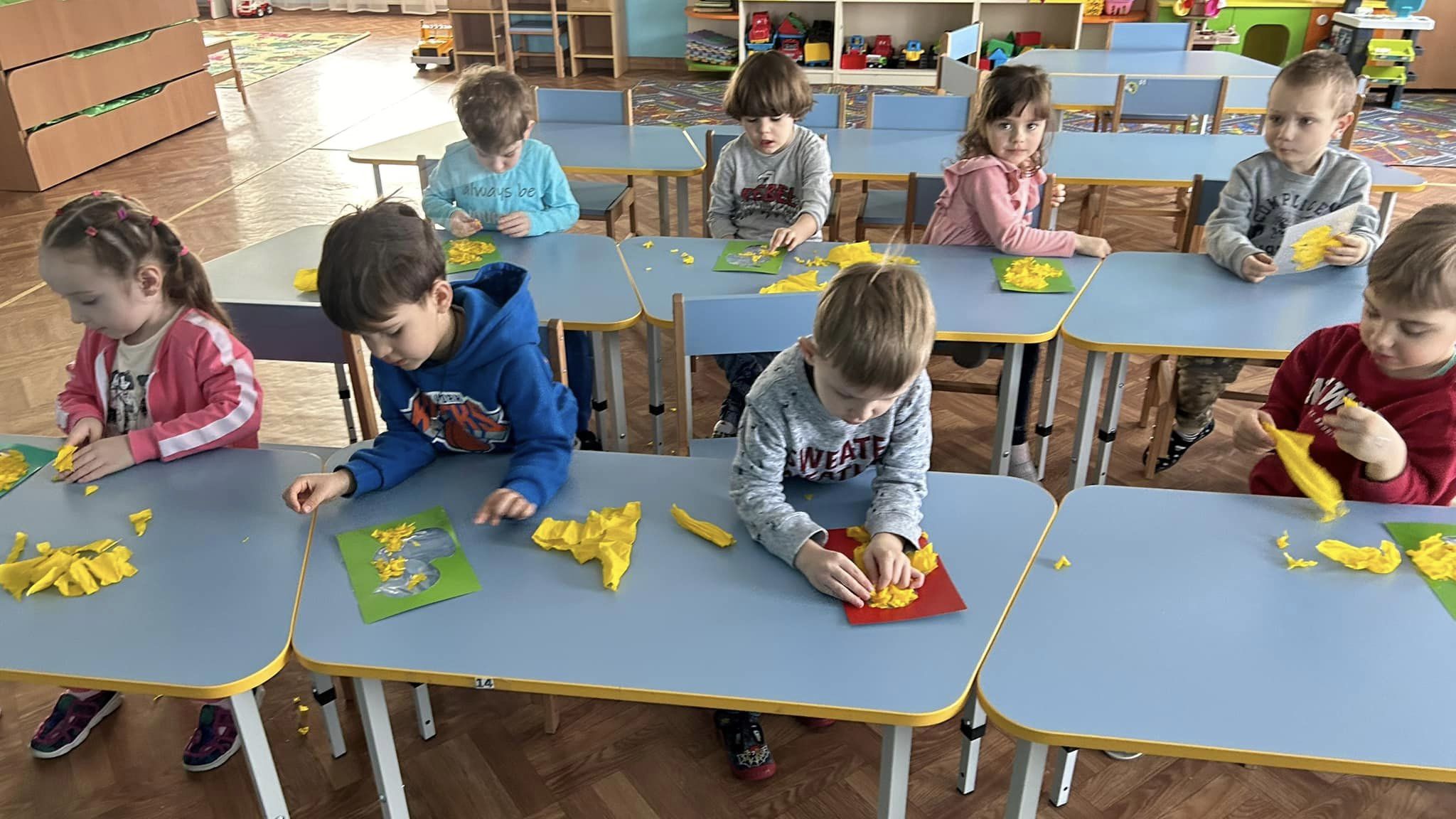 Розвиток дрібної моторики,координація рухів, група “Веселка”