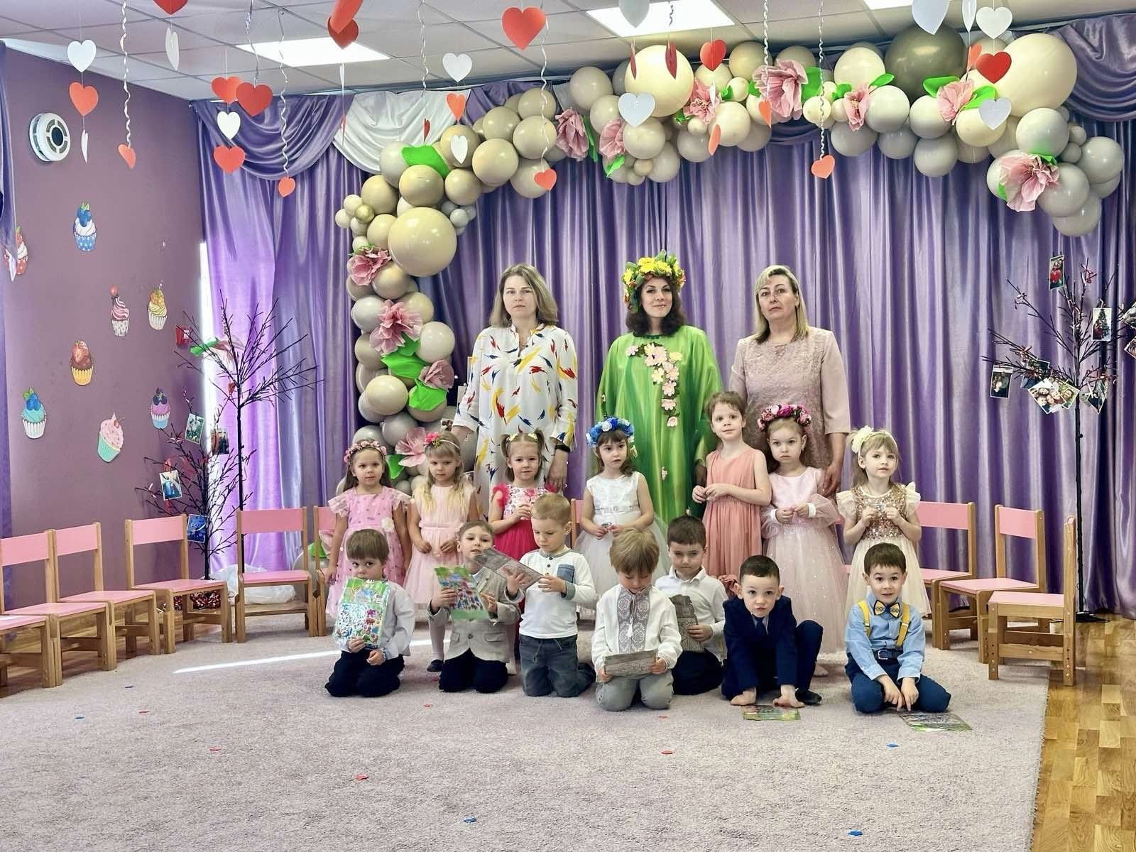 Весна завітала у “Віночок”